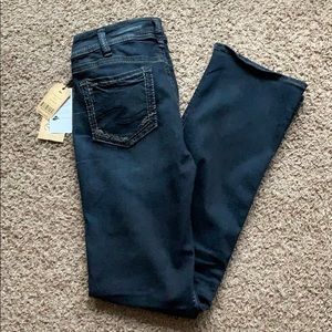 Dark wash Silver Suki slim bootcut jeans 30x33 NWT